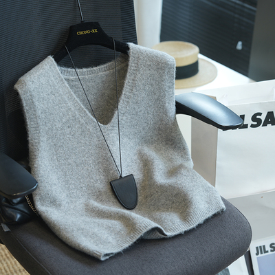 虫小小基础百搭V领针织背心