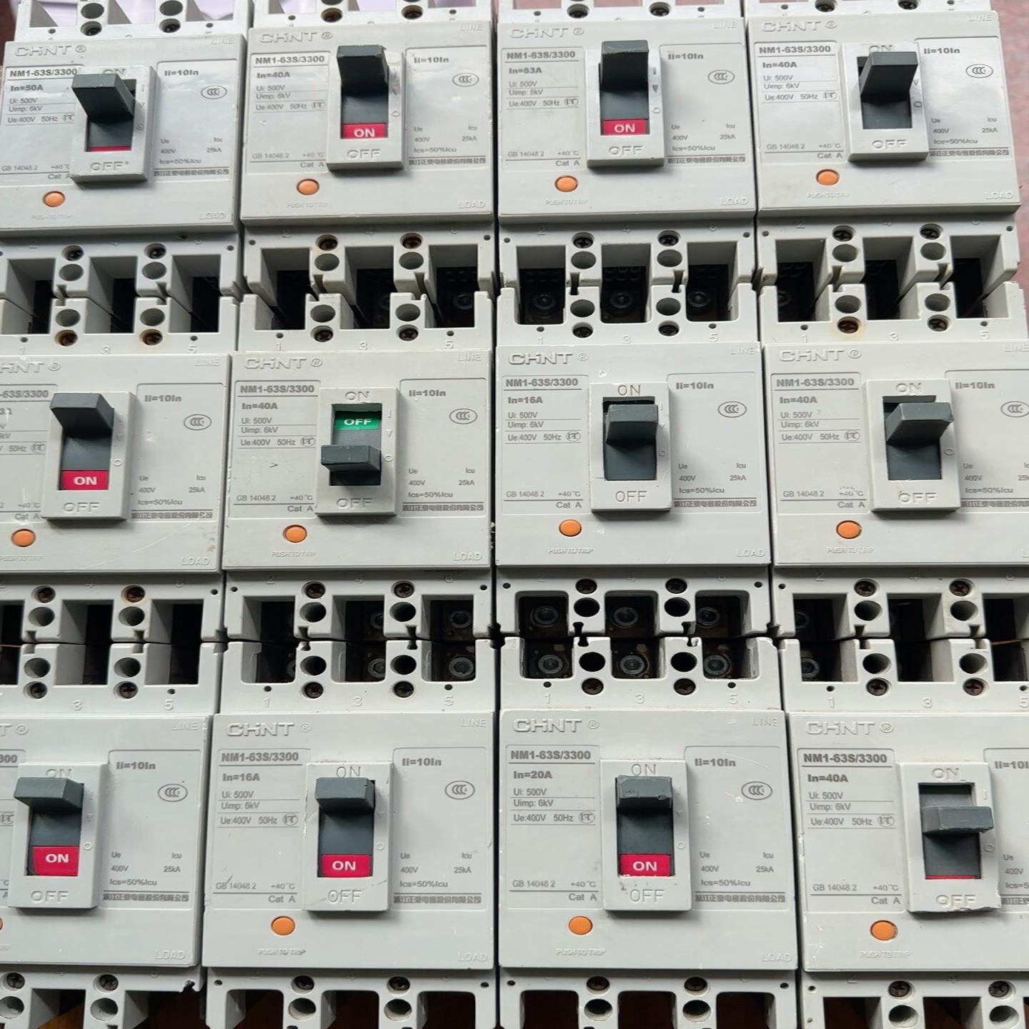 正泰塑料壳断路器 NM1-63S3300 有大小安倍 ，议价