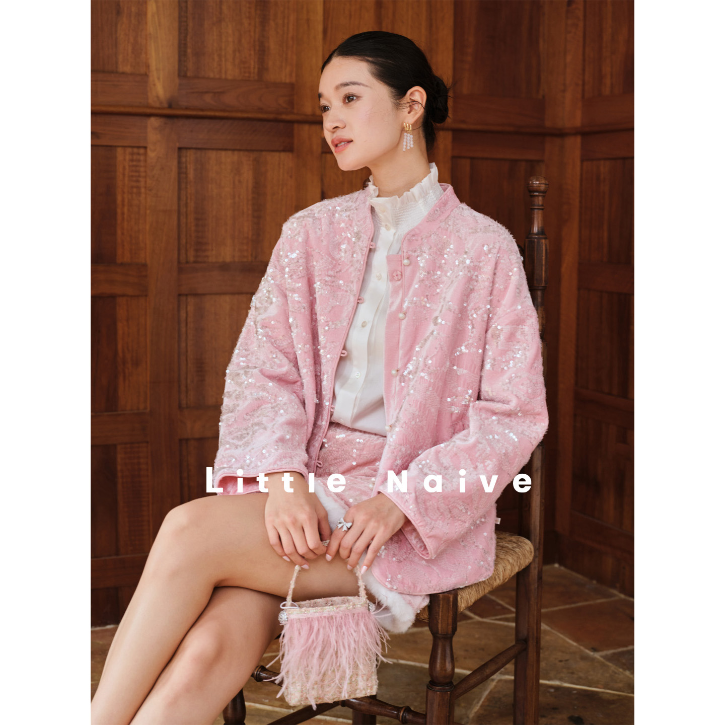 Little Naive女装新中式上衣秋冬新款立领亮片外套女国风丝绒外套