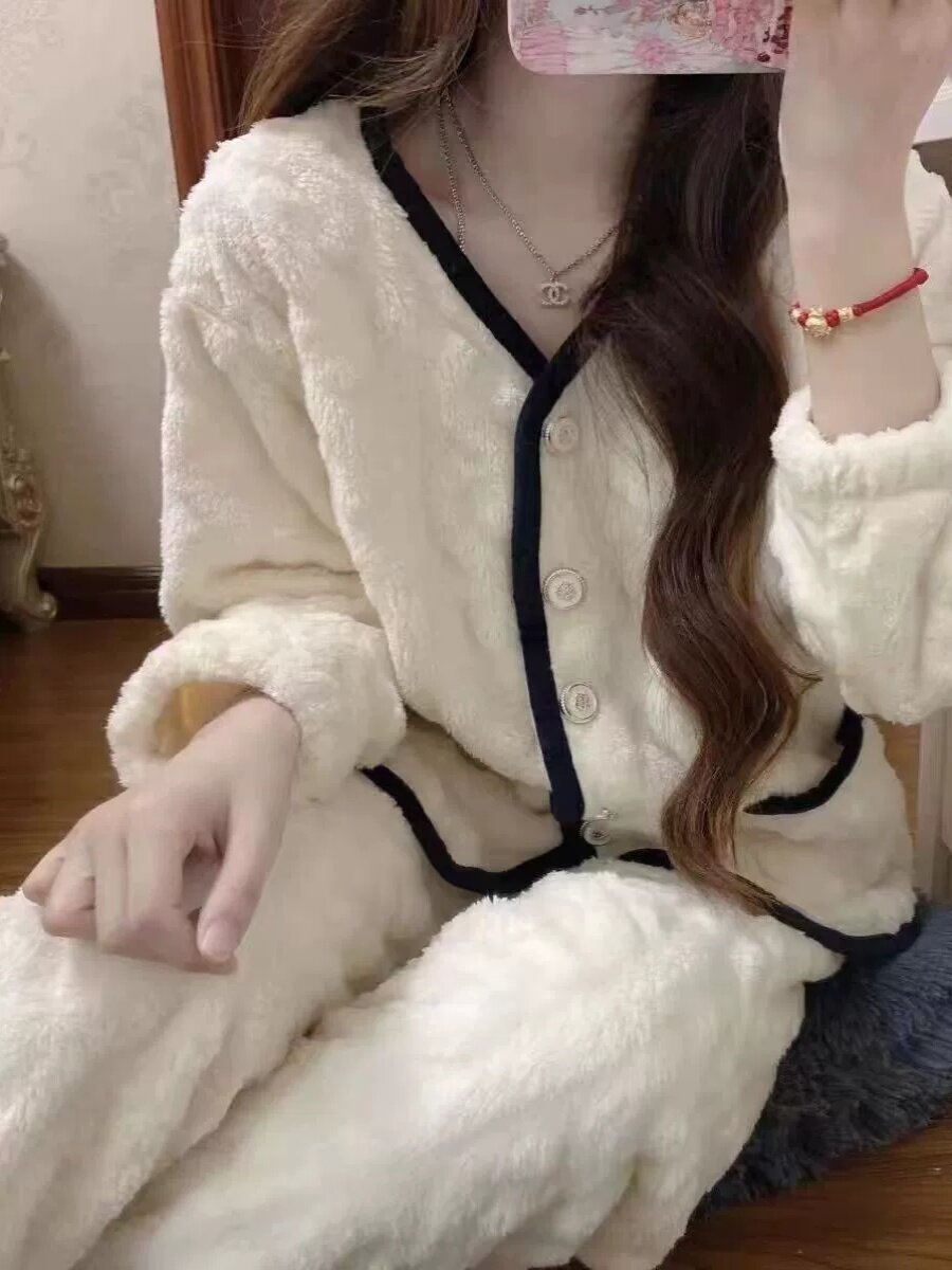 珊瑚绒睡衣女秋冬季加厚加绒可爱甜美简约法兰绒冬天家居服套装
