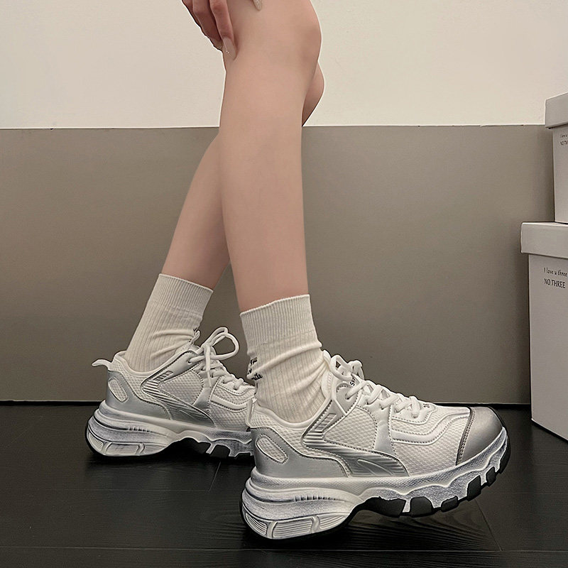 复古银色巴黎显脚小厚底老爹鞋女款2024新款夏季轻便增高运动鞋子