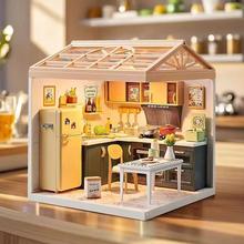 2025新款超级世界厨房diy手工小屋拼装积木微缩场景玩具女孩礼物