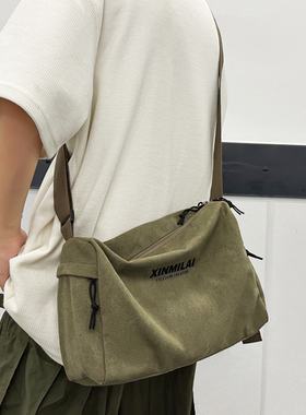 复古帆布斜挎包男单肩包旅行运动健身包大容量休闲简约潮牌邮差包