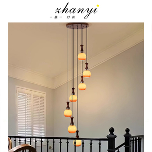 中古实木别墅挑空客厅楼梯间吊灯旋转楼梯灯loft复式楼大吊灯展一