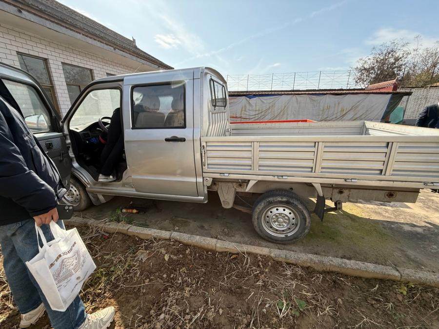 1月30日长治晋D863B2轻型栏板货车一辆网络拍卖公告