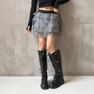 日常A字裙灰色松紧短裙 新款 LEDIM WANG撞色羽毛半身裙女2026春季