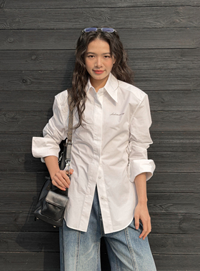 LEDIM WANG 绑带收腰衬衫女白色字母印花长袖修身上衣2026春新款