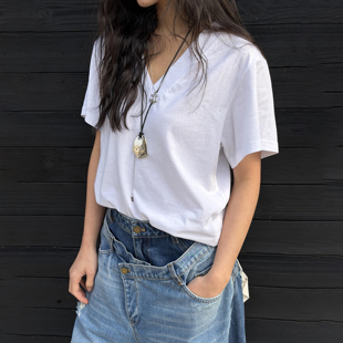 上衣2026春夏新款 LEDIM V领T恤女白色宽边百搭短袖 小飞袖 WANG