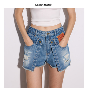 2026春夏新款 女牛仔蓝做旧A型中腰短裤 WANG搭片破洞牛仔裤 LEDIM