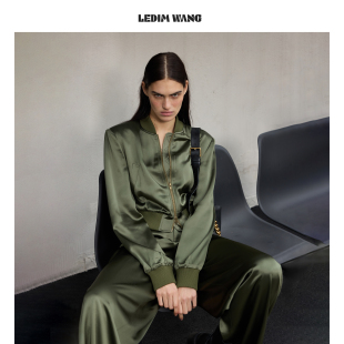 2026春夏新款 LEDIM 女军绿色夹克外套阔腿裤 套装 WANG垂感醋酸时尚