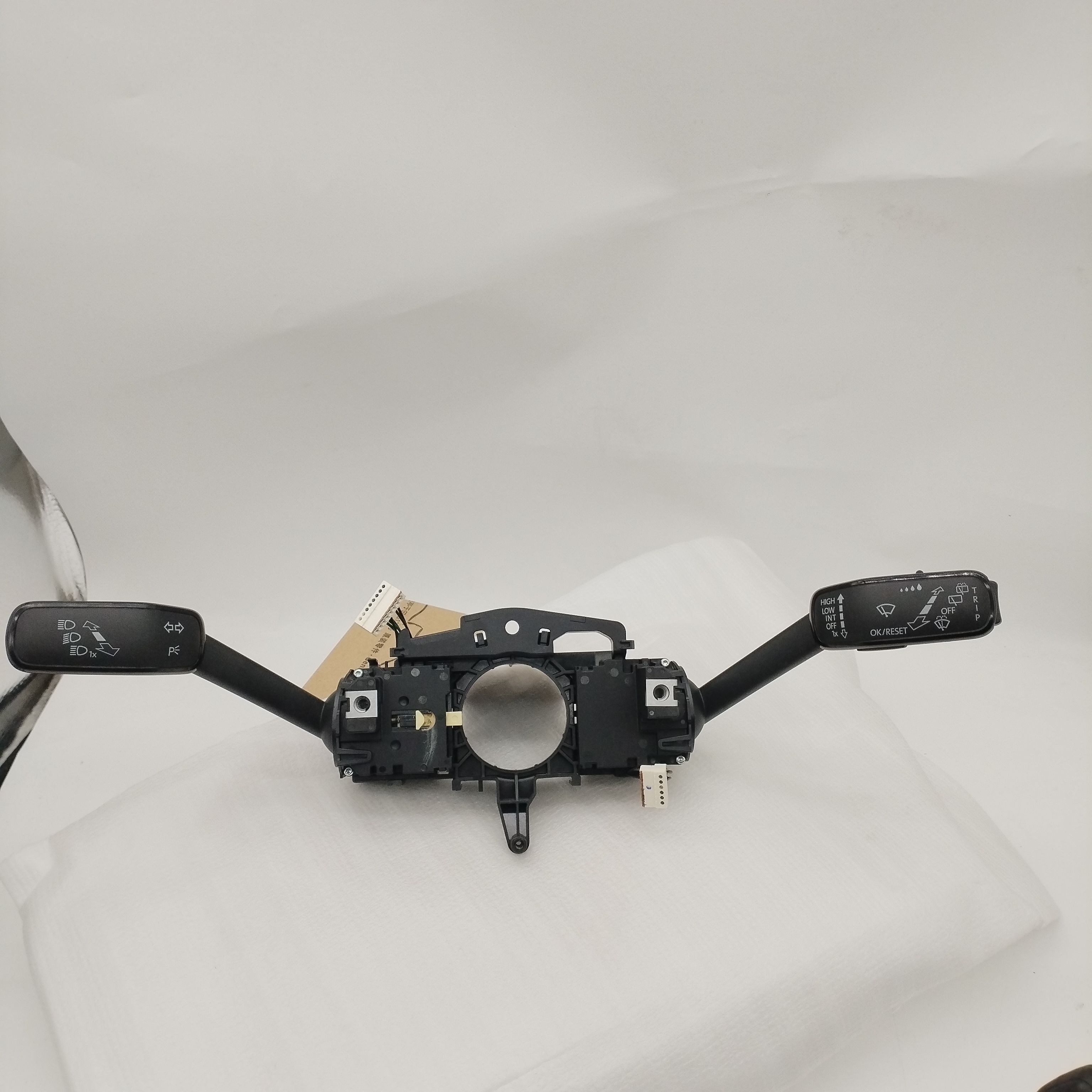 原厂转向雨刮潇尊价格便宜