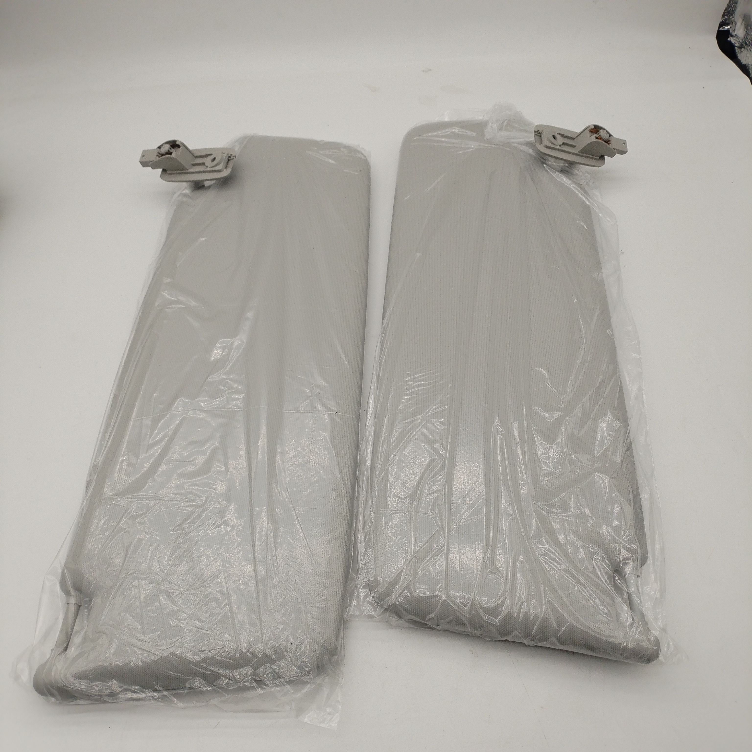 适用大众老款途观灰色遮阳板总成化妆镜子带灯遮阳板灰色遮阳板