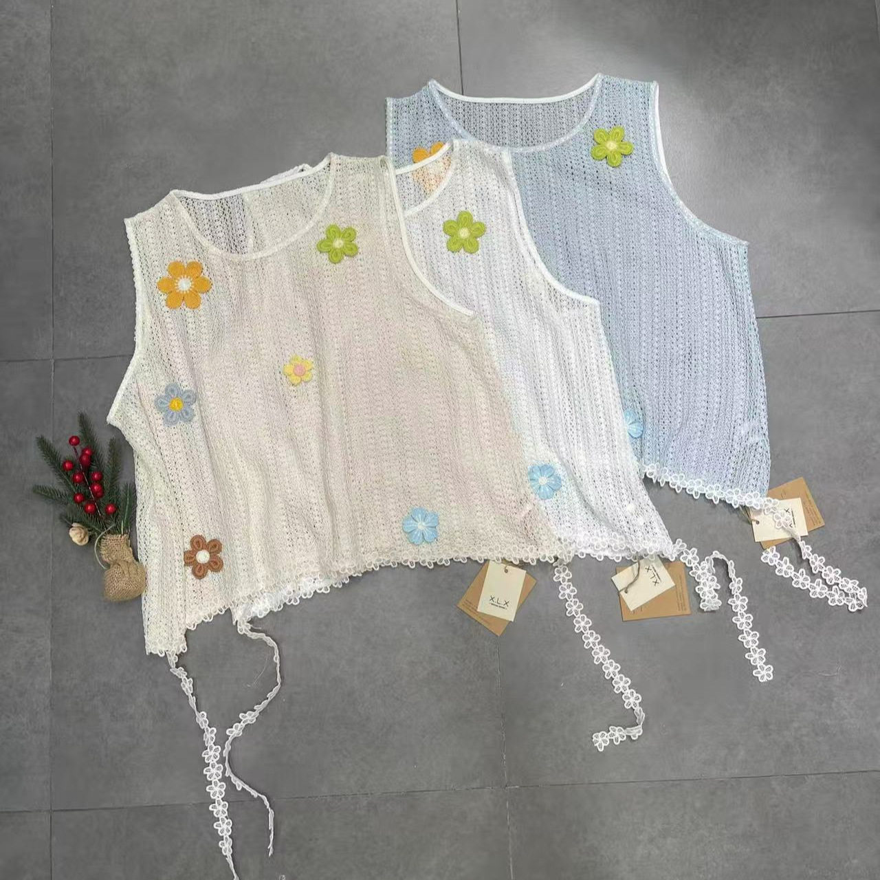 森系彩色小花镂空针织马甲女夏 系带花边宽松无袖外搭叠穿罩衫上