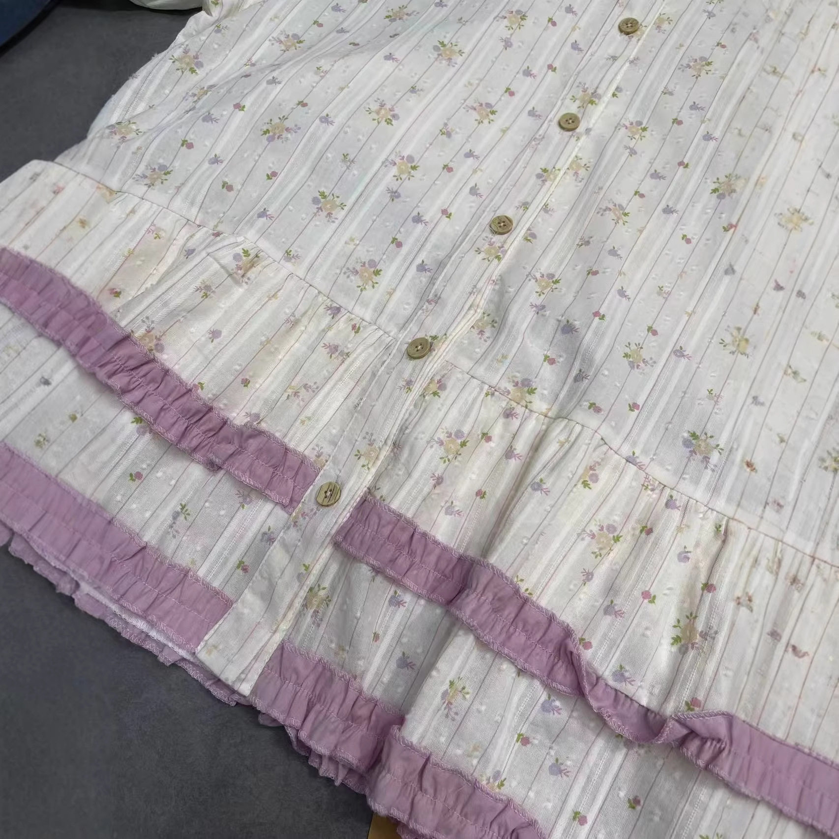 森系碎花木耳边荷叶边短袖衬衫女夏 宽松甜美减龄开衫上衣