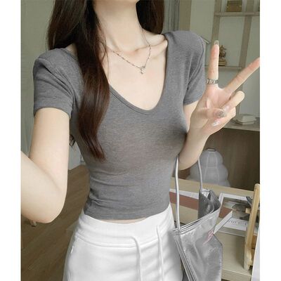 超手感莫代尔棉~夏季V领短袖T恤女2026新短款辣妹修身显瘦上衣潮