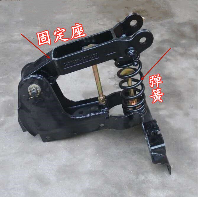 适配东风天龙大力神汽车驾驶室前悬翻转支架前减震弹簧固定座支架