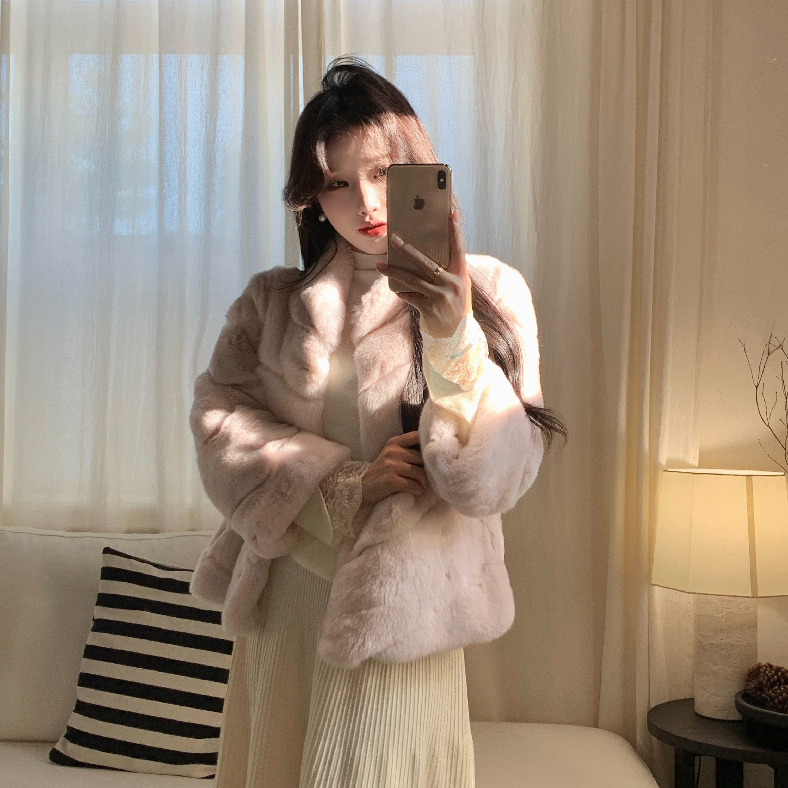 陈六六CHENLIULIU【娇贵姐姐】冬季奢感气质高质感獭兔毛皮草外套