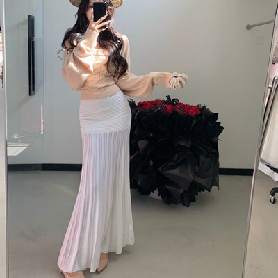 陈六六CHENLIULIU【缪斯恋人】春季温柔气质高腰针织垂感半身裙