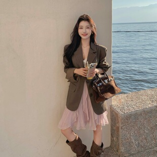 陈六六CHENLIULIU【蔷薇物语】春季法式不规则蕾丝拼接飘逸半身裙