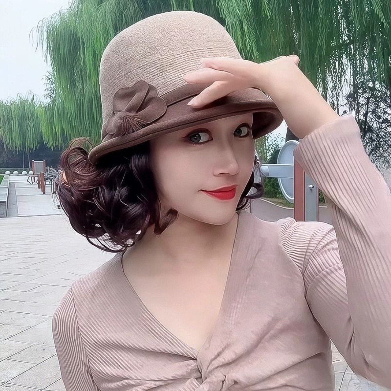 秋冬新款帽子假发渔夫帽慵懒卷洋气减龄短卷发头套一体加厚羊毛呢