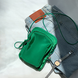 日系夏季轻便尼龙绿色帆布女mini小巧迷你斜挎零钱钥匙手机小挎包