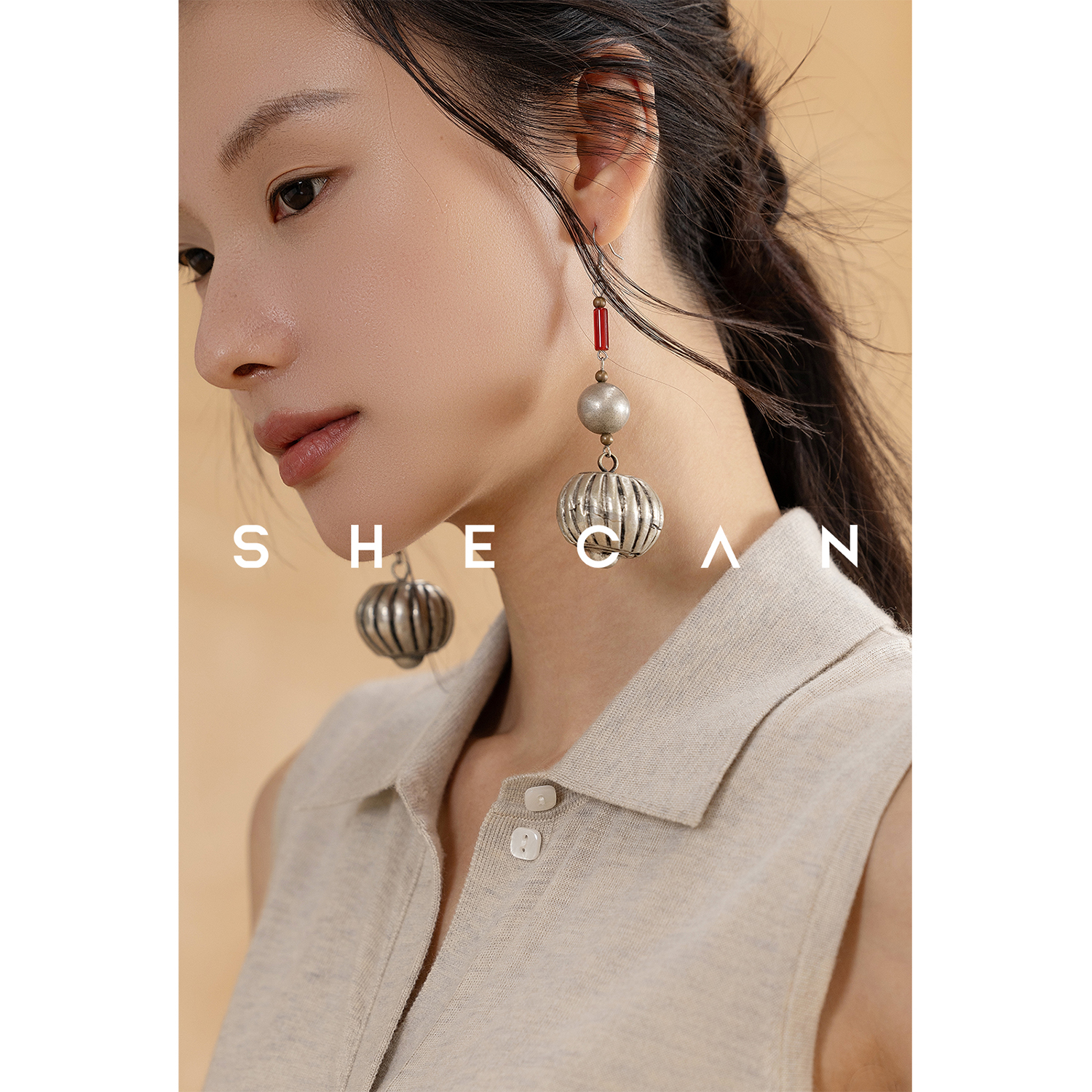 SHECAN【春日融冰】宽松百搭单排扣翻领绵羊毛针织背心马甲4DA031