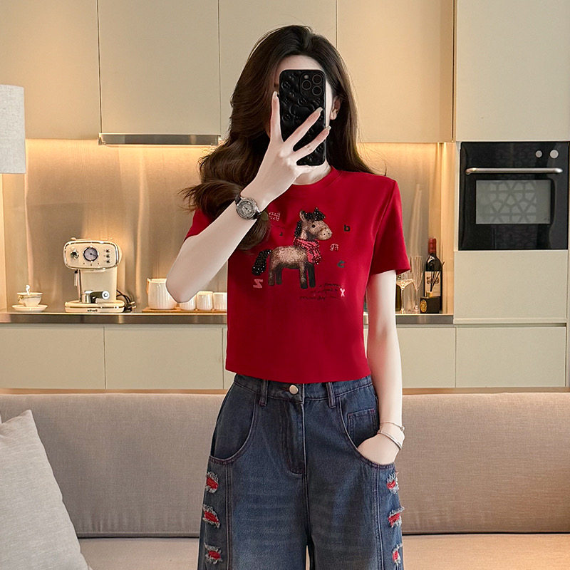 韩版小马印花短袖短款T恤女夏搭配破洞牛仔裤炸街减龄休闲两件套