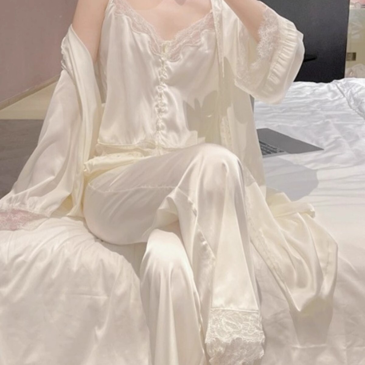 真丝吊带性感薄款桑蚕丝睡衣套装