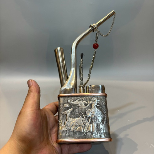 复古老式白铜福禄寿题材名家纯手工錾刻浮雕水烟壶白铜大号水烟袋