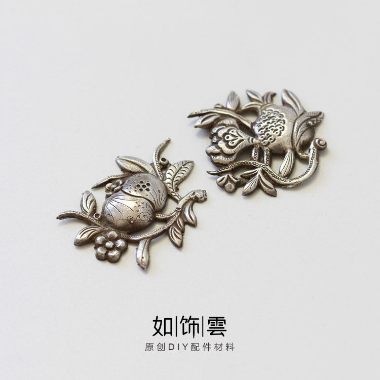 925银石榴寿桃单面银片帽花