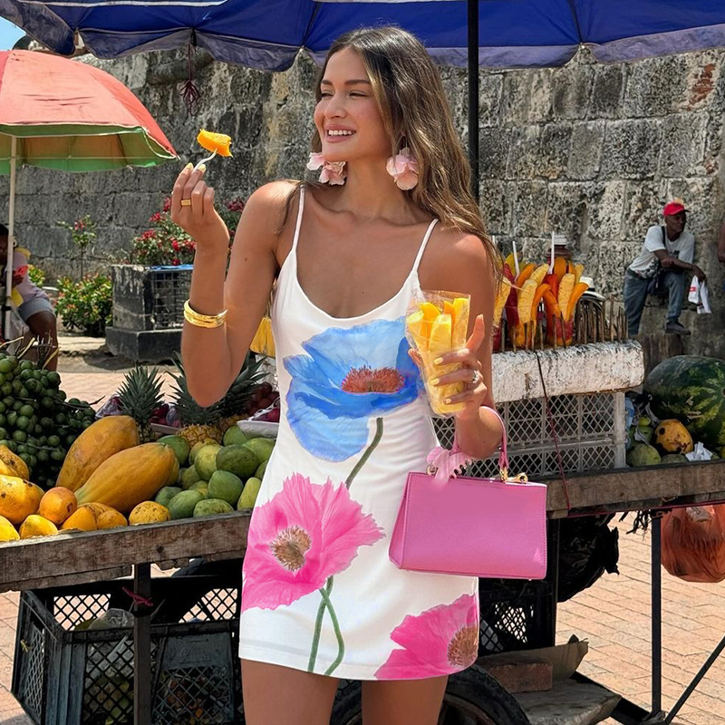 泰兰德度假风吊带连衣裙露背裙子