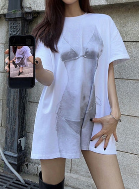短袖辣妹常规印花棉宽松T恤女