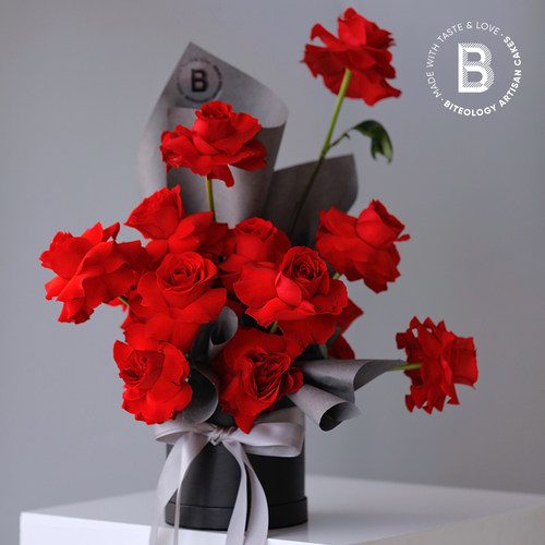 爱人红玫瑰鲜花BITEOLOGY