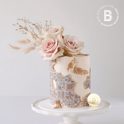 biteology新品加高鲜花蛋糕