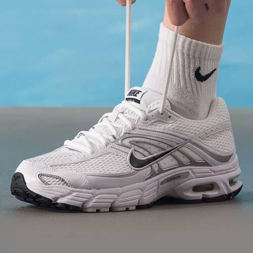 Nike耐克男鞋 AIR MAX MOTO 2K 运动训练缓震跑步鞋IO9279-100