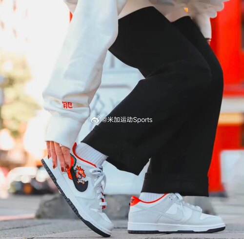 Nike/耐克dunk正品酷动城板鞋女