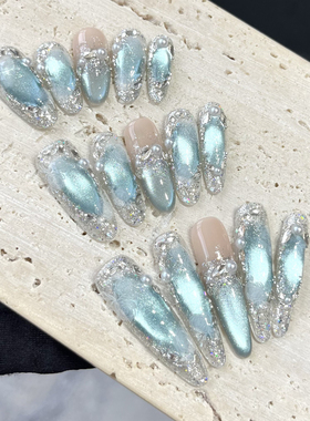 赛里木湖纯手工光疗穿戴甲布契拉提爆闪蓝猫眼手工穿戴甲轻奢高级