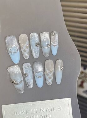 纯手工冰晶雪花秋冬气质长款蓝色雪花爆闪猫眼闪亮氛围感穿戴甲