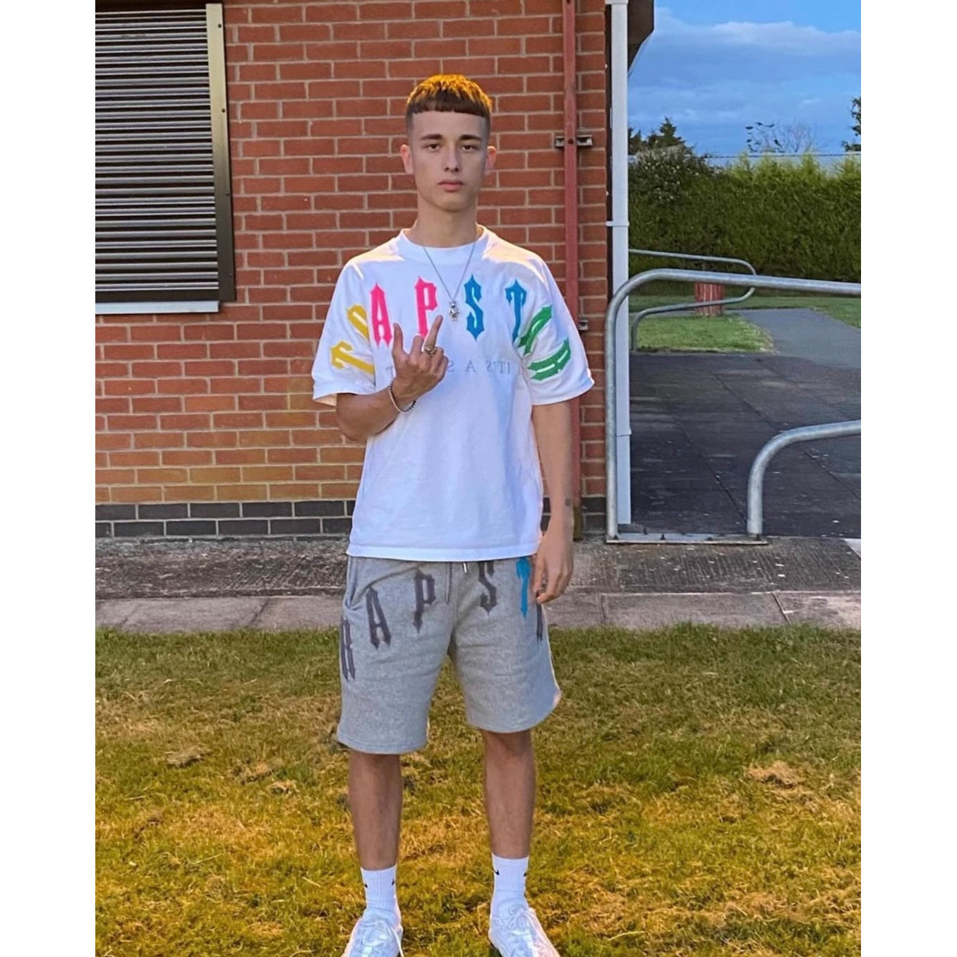 Trapstar夏季短袖短裤套装T恤