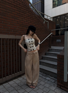 Hydrae 禧1嘤 06/15 PM20:00上新老钱腔调卡其色翻折腰弯刀休闲裤