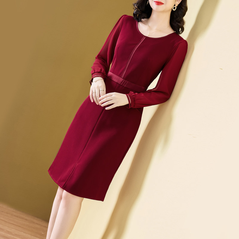 易美初连衣裙简约时尚