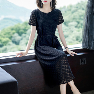 贵夫人典雅连衣裙夏季2025新款高端时尚气质短袖中长裙黑色裙子