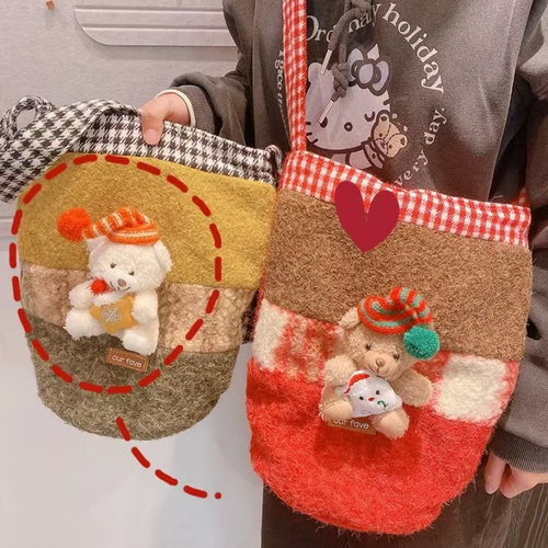 HD1217A05毛绒绒可爱小熊斜挎包大容量冬季毛绒包包单肩包包少女