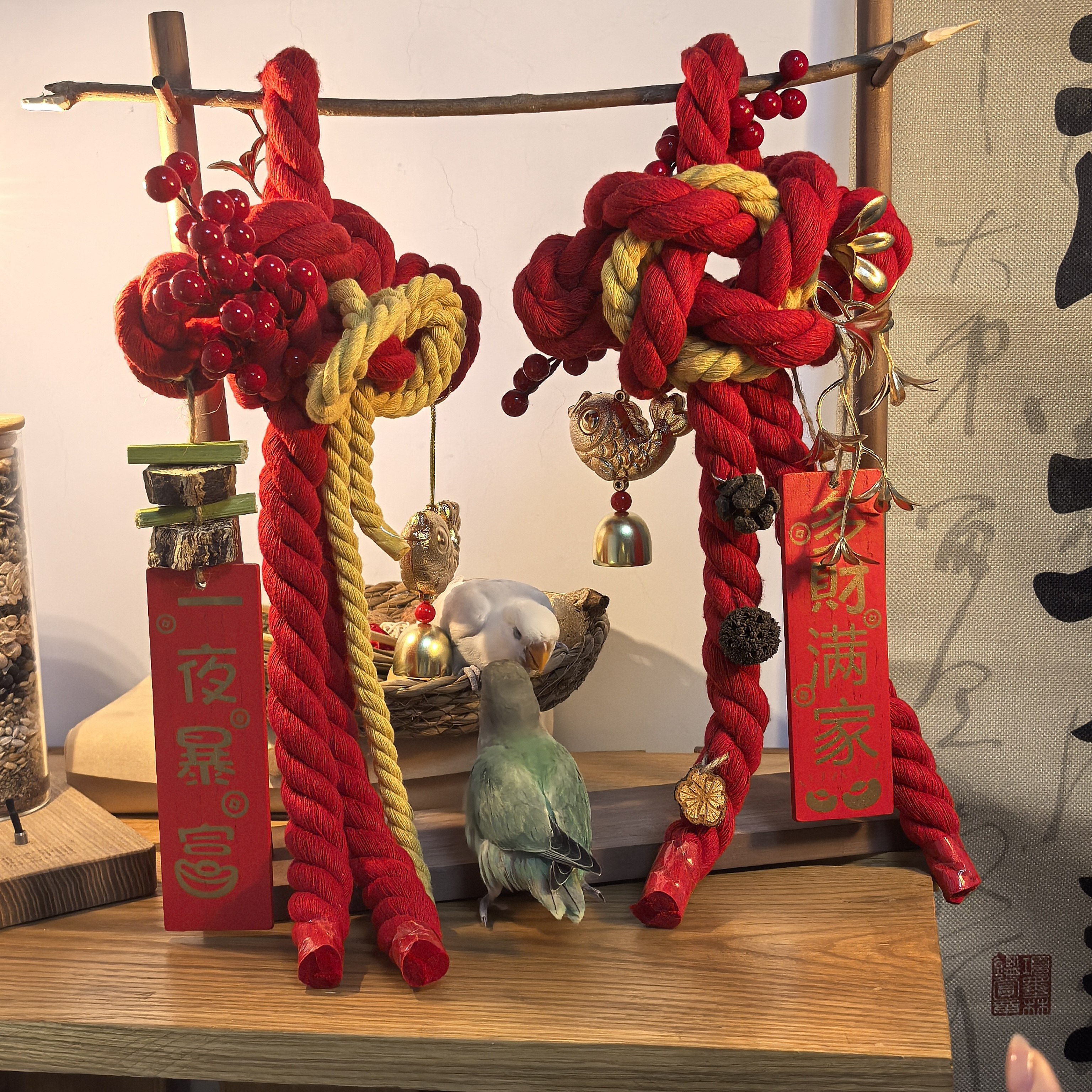 鹦鹉新年挂件2026蛇年挂件春节元旦装饰用品万字结门把手挂件,宠物/宠物食品及用品,鸟玩具,淘宝优惠券,粉丝福利购,淘宝优惠卷