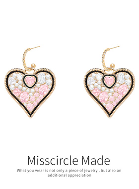 瑟可独特漂亮甜酷辣妹爱心吊坠耳环女2026新款爆款高级感轻奢时尚