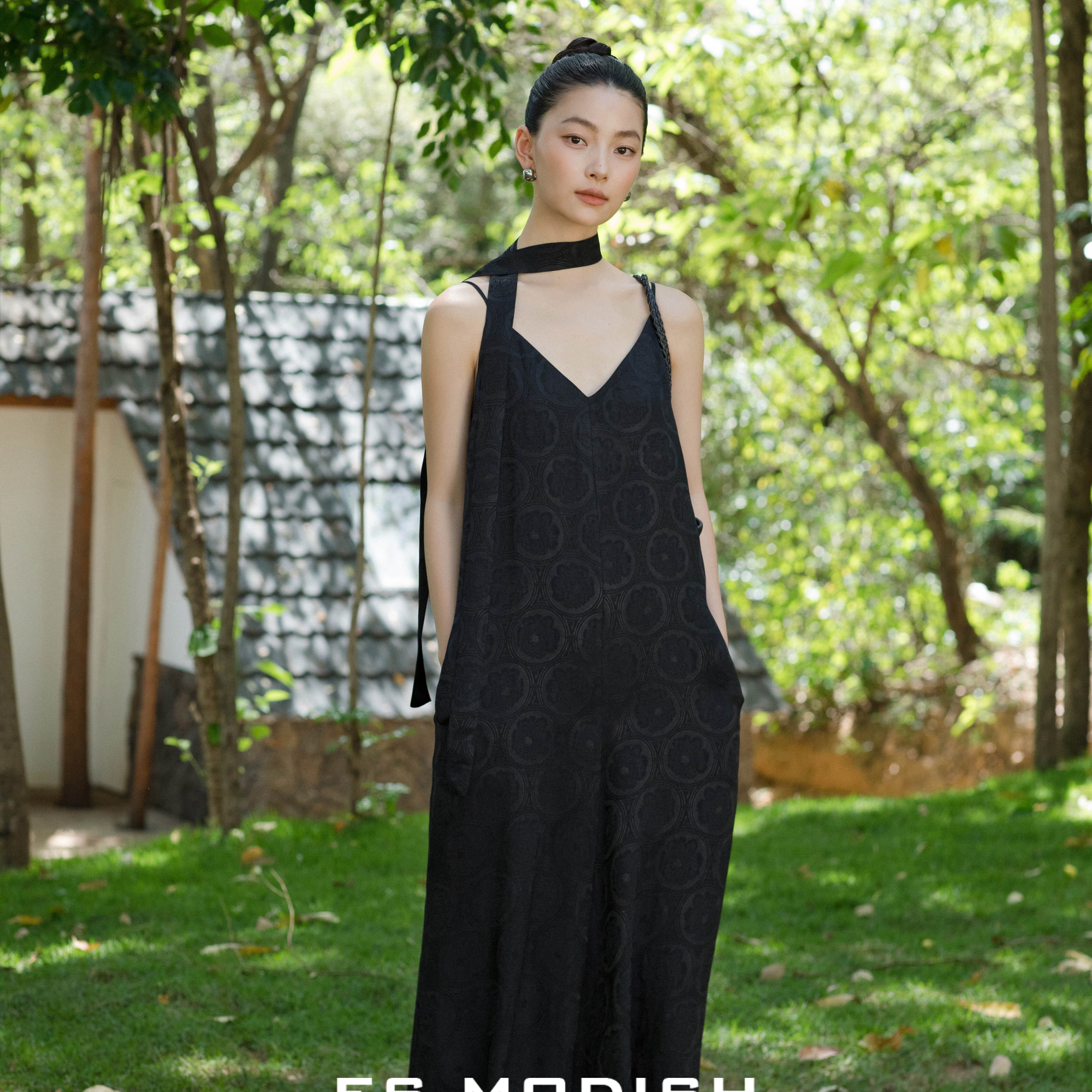 ES MODISH-欧美风提花V领吊带连体裤(配领带)SL3330