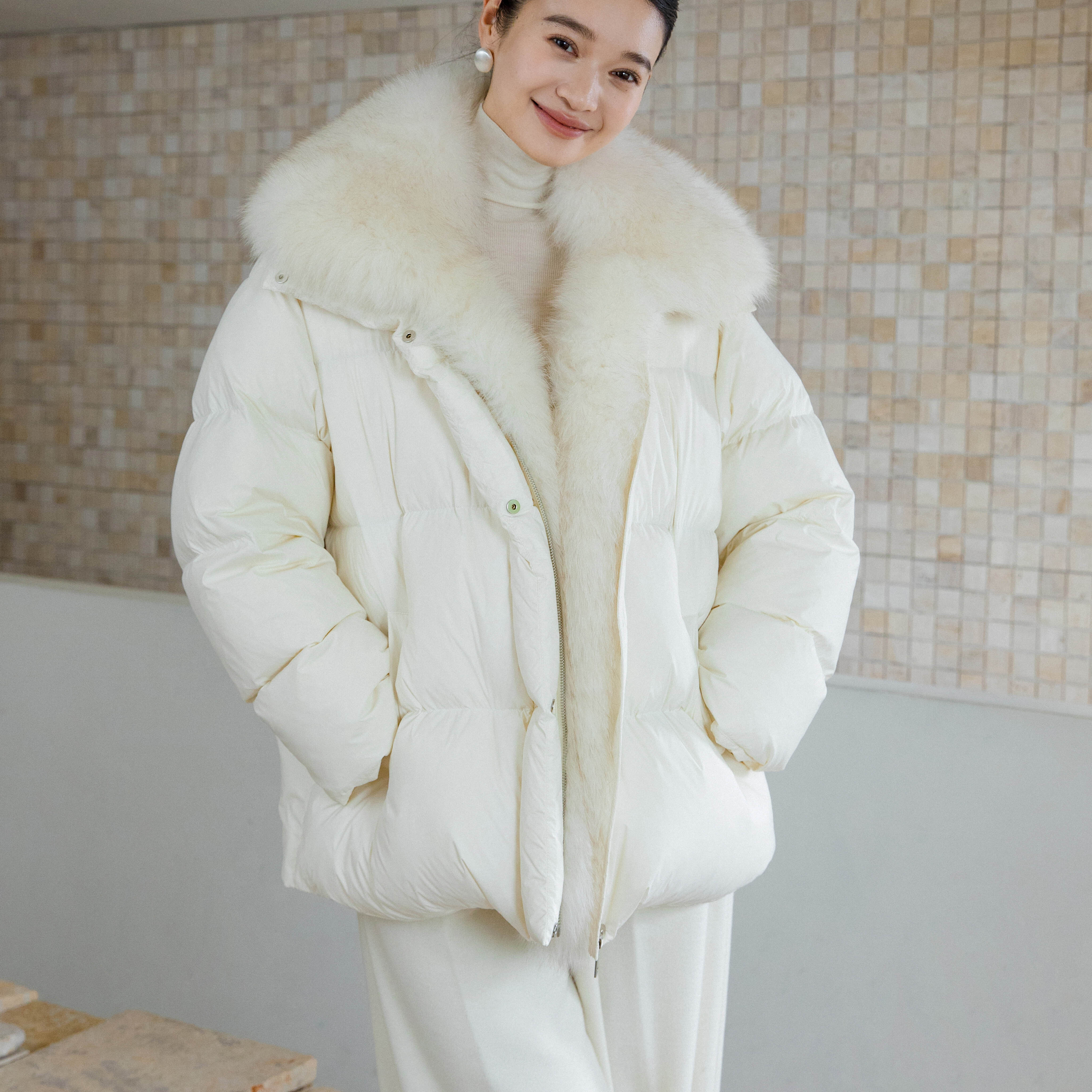 ES MODISH-搭纯色中长款保暖羽绒服外套(配可拆卸狐狸毛领)JK4245