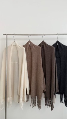 INSTANT2025秋冬新品老钱风全羊毛流苏围巾披肩开衫保暖外套女