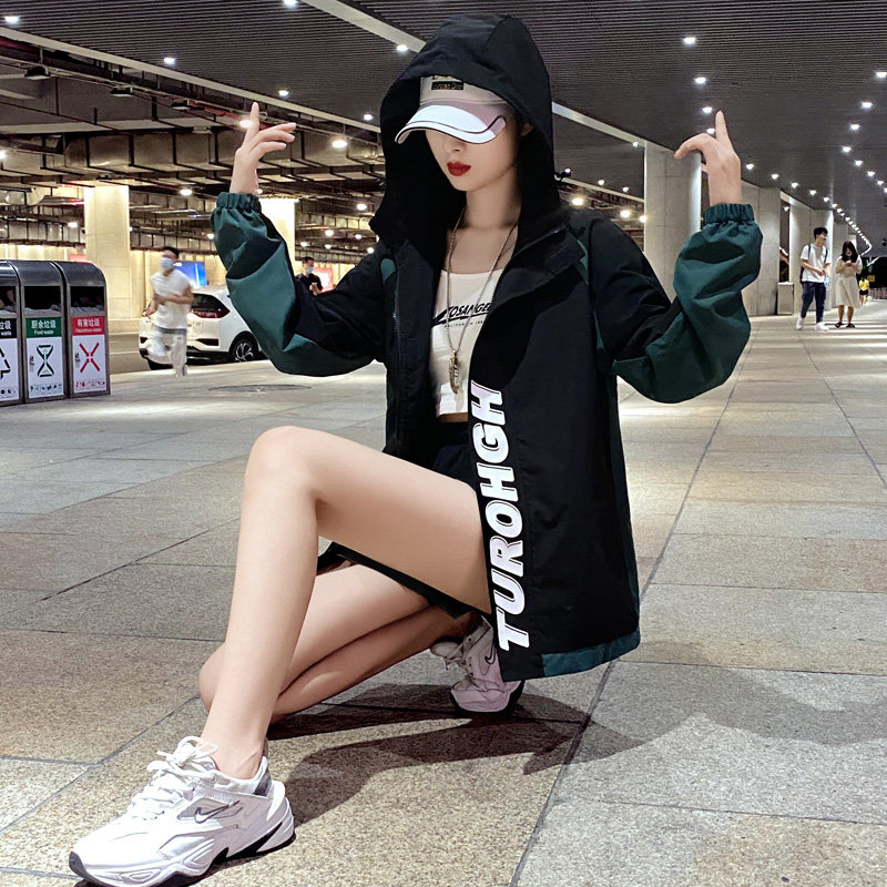 工装外套女春秋2020年新款韩版百搭bf夹克潮牌冲锋衣学生户外风衣