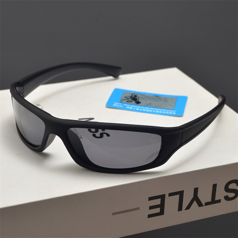 欧美复古超小窄框炫彩偏光墨镜男女潮嘻哈蹦迪机械感朋克太阳眼镜